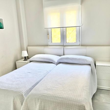 Mi Capricho 3-5 Beachfront- Apartment With Sea Views In Costa Del Sol Sitio de Calahonda Luaran gambar