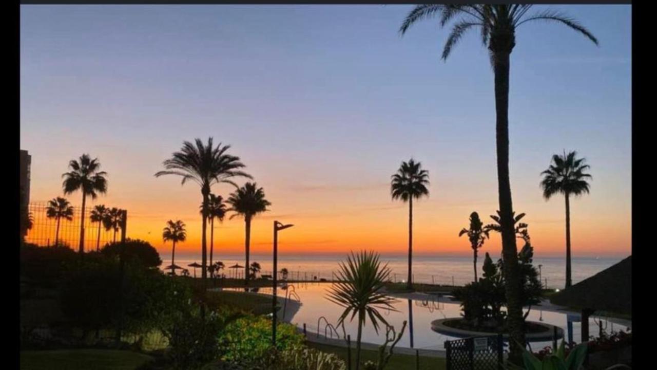 Mi Capricho 3-5 Beachfront- Apartment With Sea Views In Costa Del Sol Sitio de Calahonda Luaran gambar