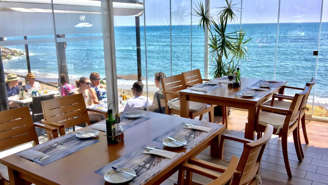 Mi Capricho 3-5 Beachfront- Apartment With Sea Views In Costa Del Sol Sitio de Calahonda Luaran gambar