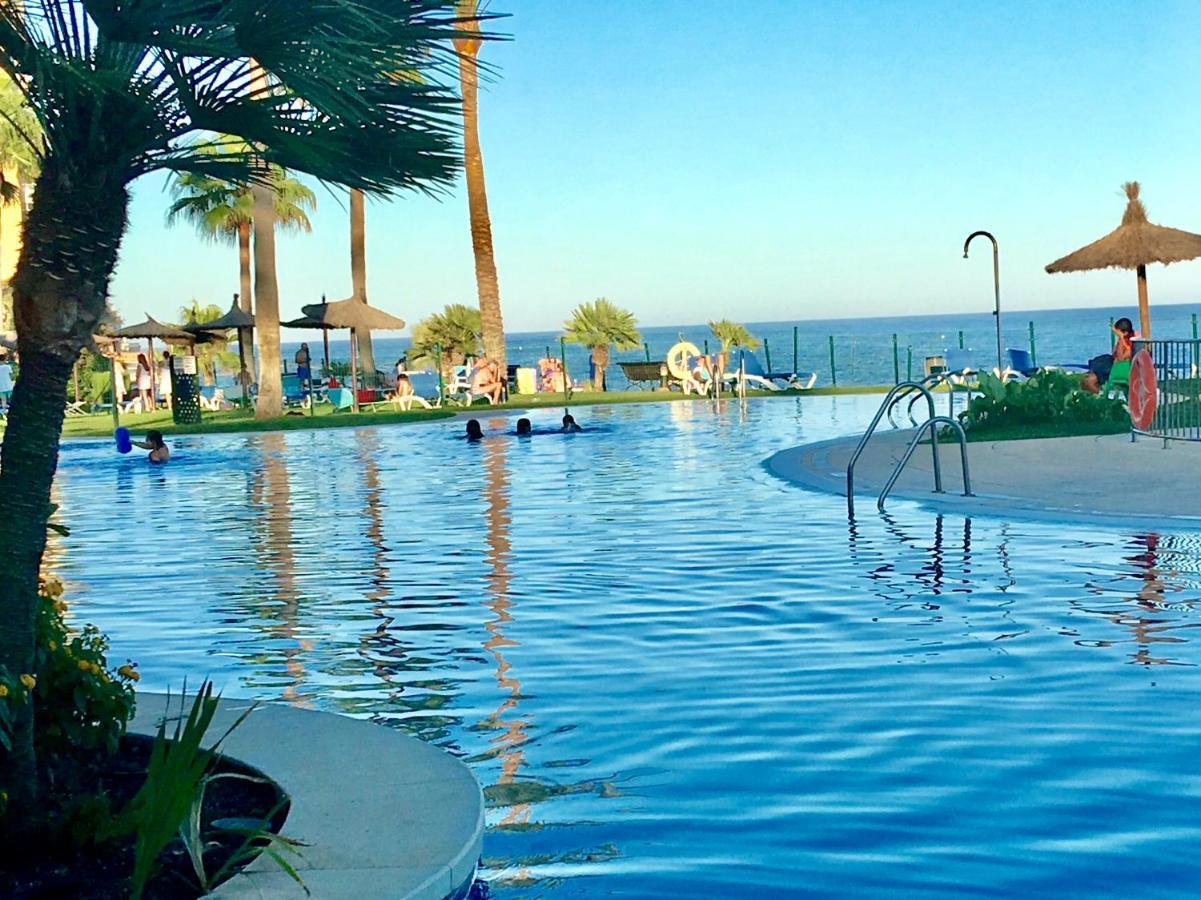 Mi Capricho 3-5 Beachfront- Apartment With Sea Views In Costa Del Sol Sitio de Calahonda Luaran gambar