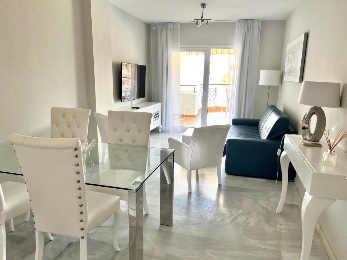 Mi Capricho 3-5 Beachfront- Apartment With Sea Views In Costa Del Sol Sitio de Calahonda Luaran gambar